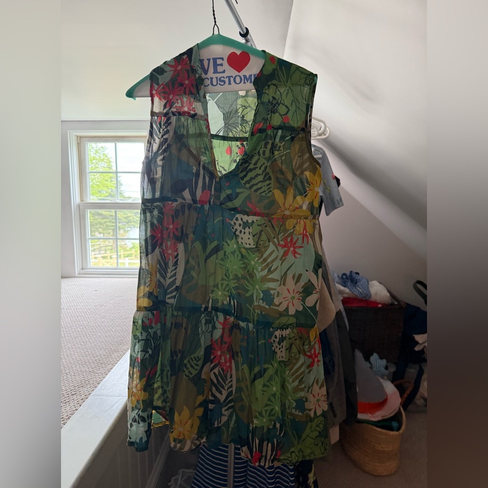 Vilagallo Light Weight Summer Dress, Sz 38, Excellent Condition, comes w/ slip